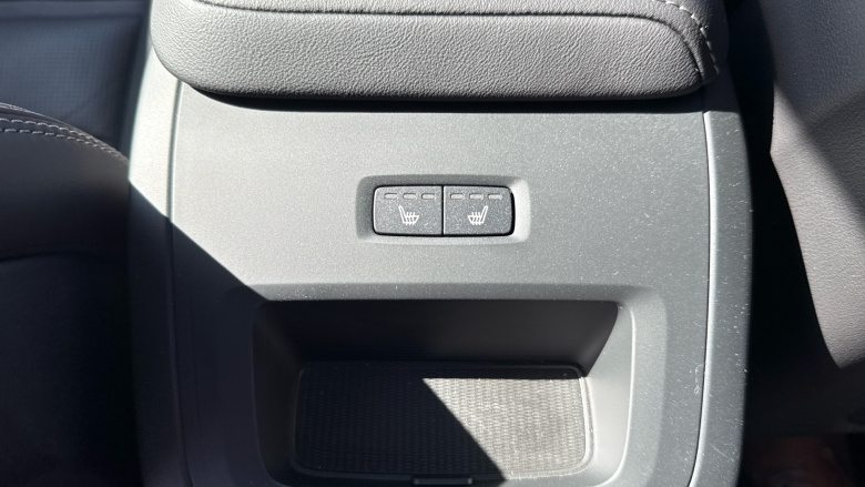 Volvo XC60 2.0 T8 [455] PHEV Ultra Dark 5dr AWD Geartronic Estate